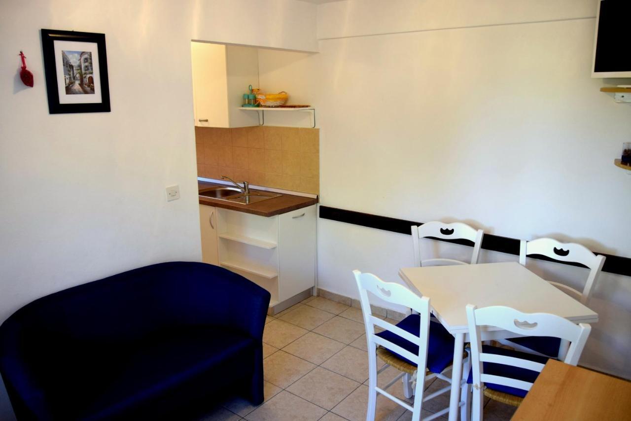Miramar Gardenn Apartmment Банёл Экстерьер фото