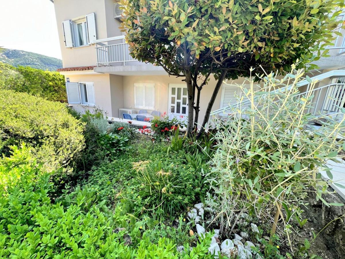 Miramar Gardenn Apartmment Банёл Экстерьер фото
