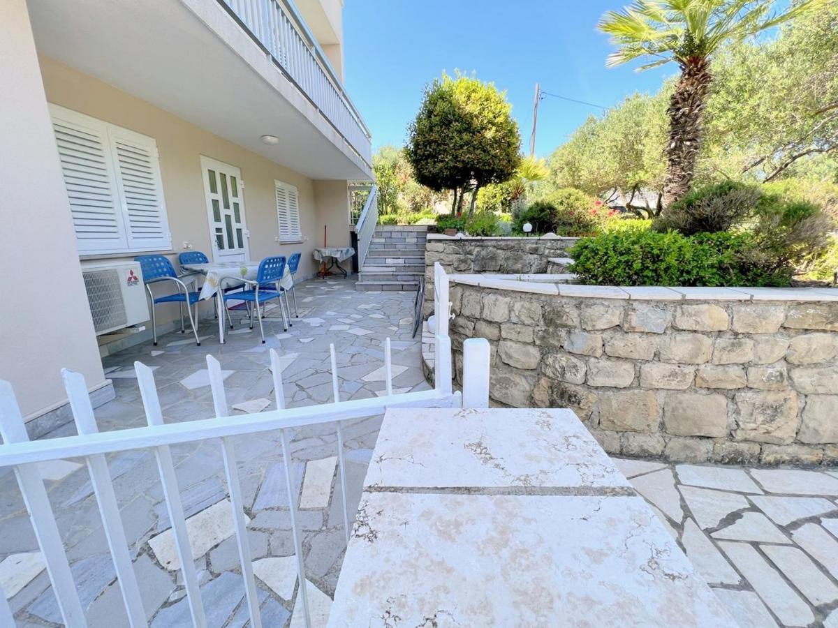 Miramar Gardenn Apartmment Банёл Экстерьер фото